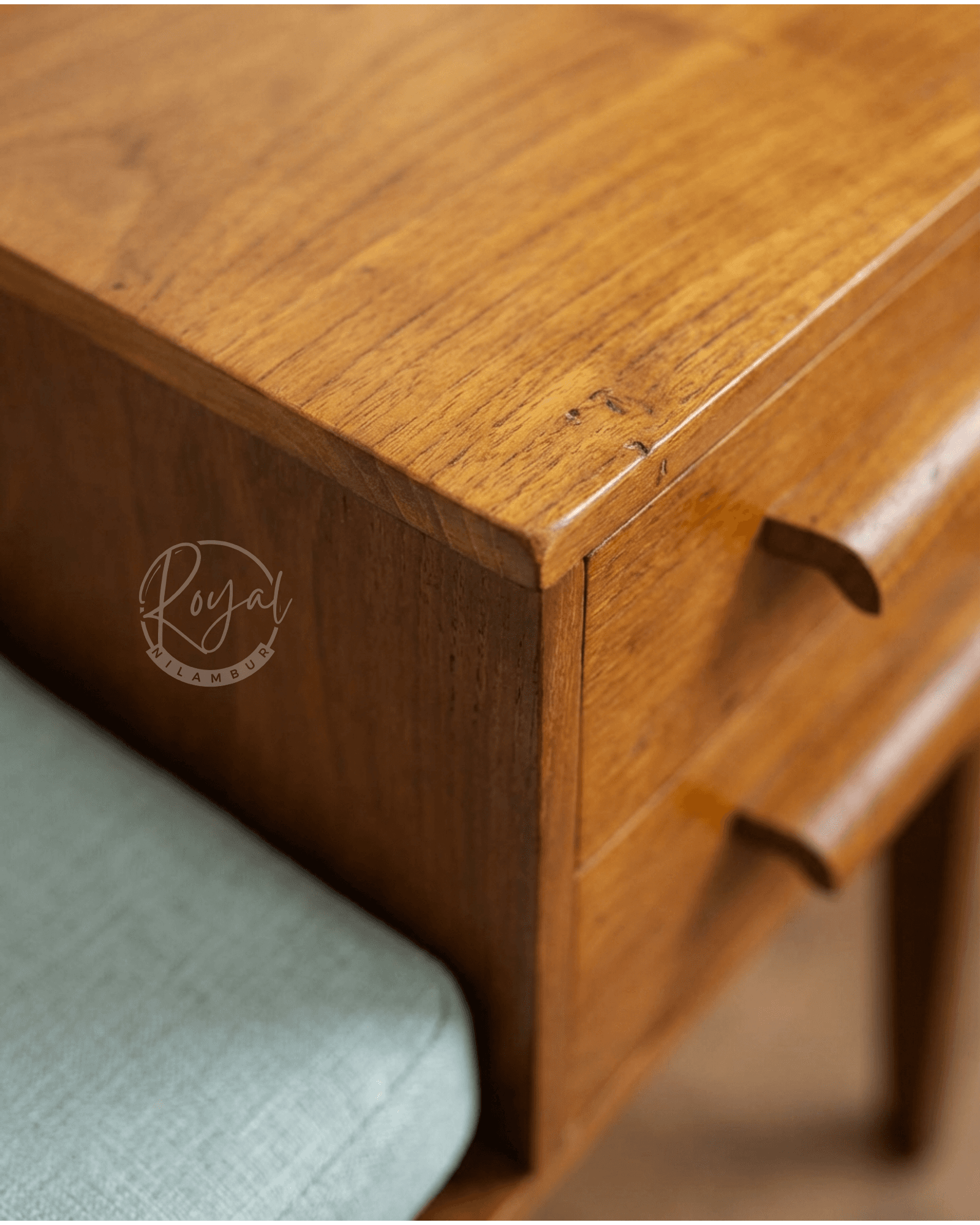 Royal Nivexia Nilambur Teak Wood Telephone Bench with Storage