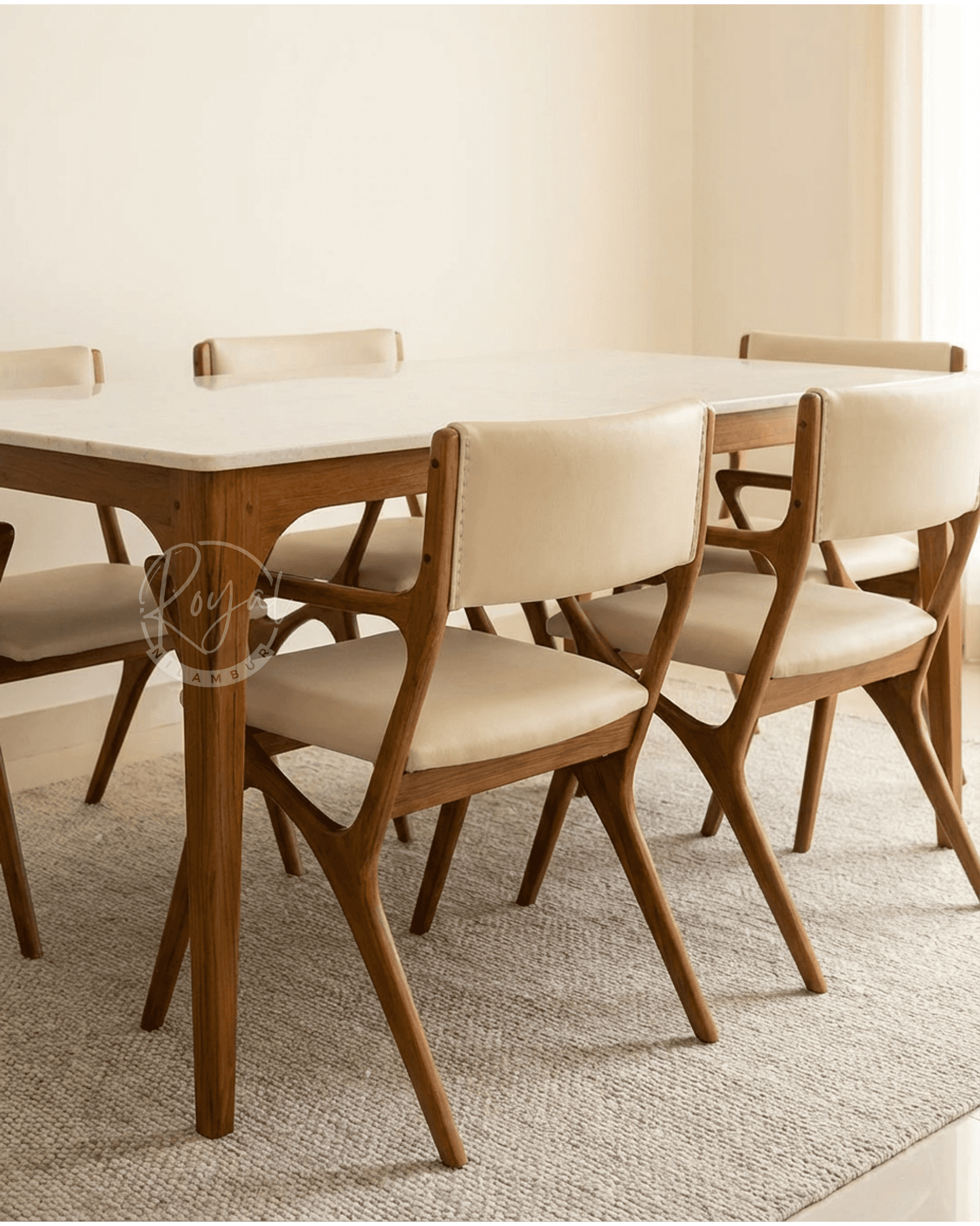 Royal Merion Nilambur Teak Wood Dining Table