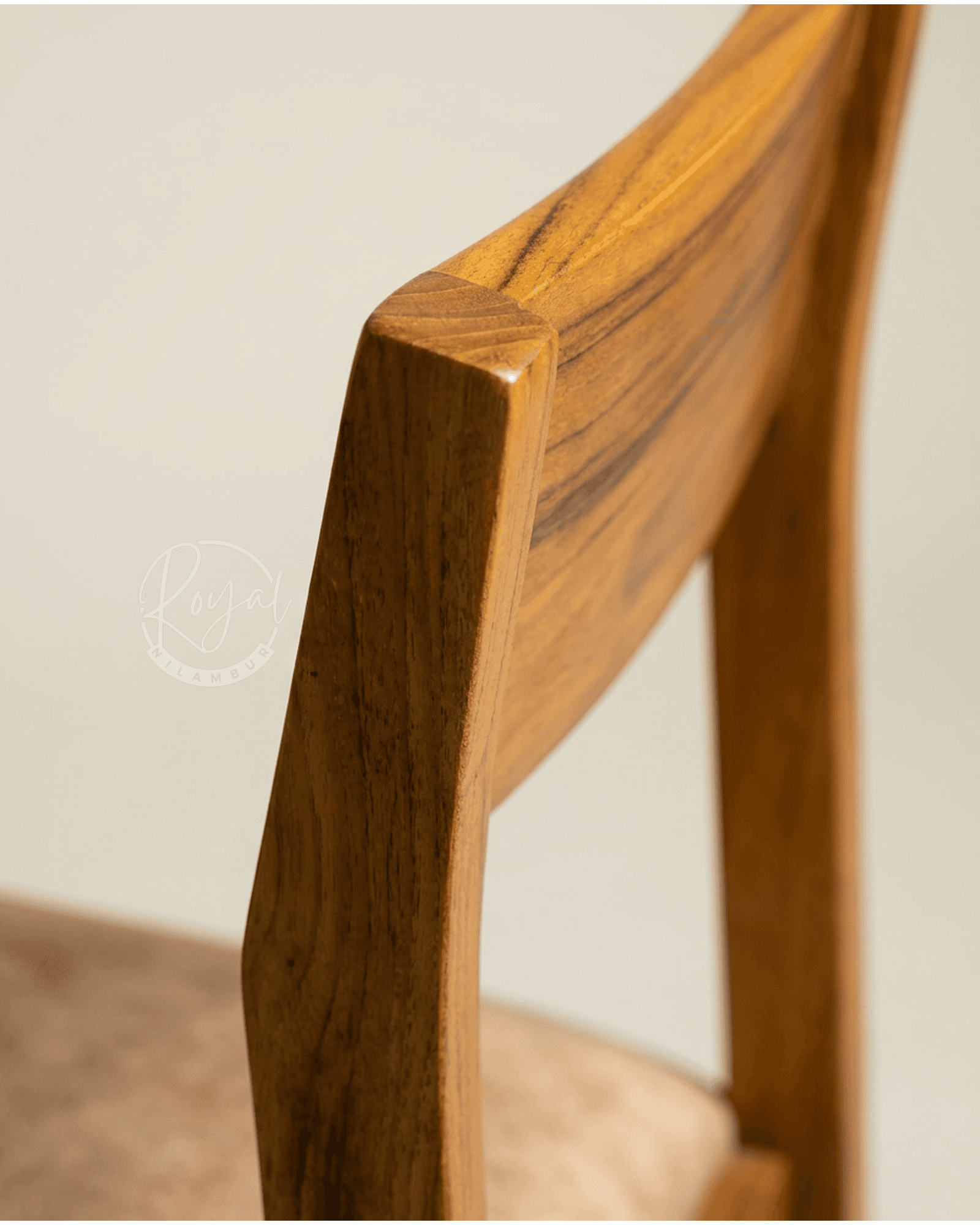 Royal Vitarana Nilambur Teak Wood Dining Table